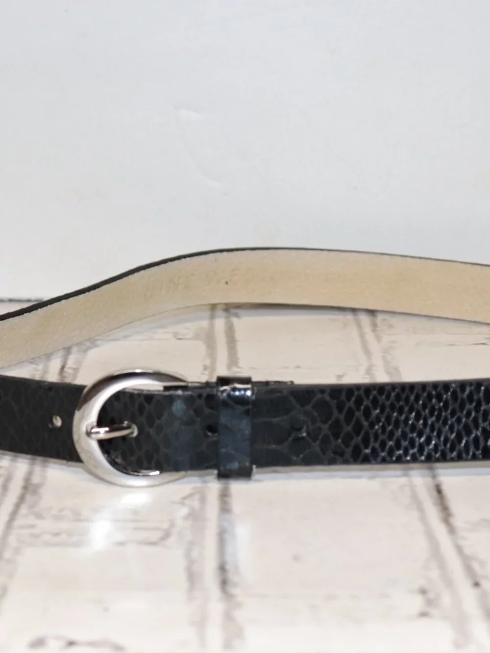 ✨ Nine West Black Textured Belt • Women’s Small ✨ Classic Nine West black belt